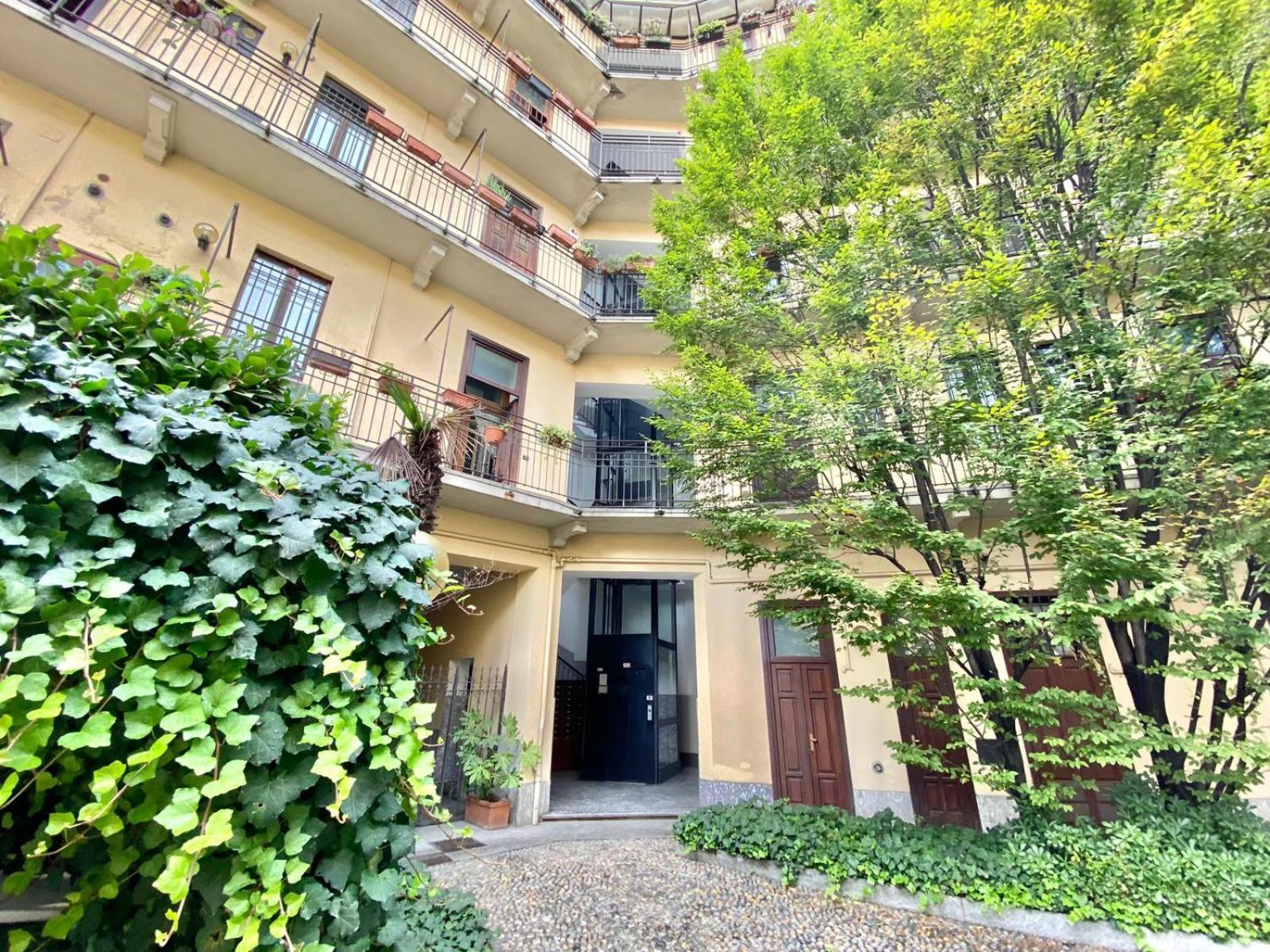 Grazioso Appartamento Nel Cuore Del Tran Tran Di Milano, Perfetto Per Amici E Famiglie, Vicino A Metropolitana Eksteriør billede